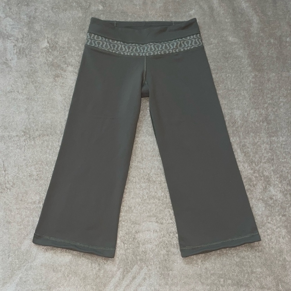 Lululemon vintage wide leg crop drawstring legging